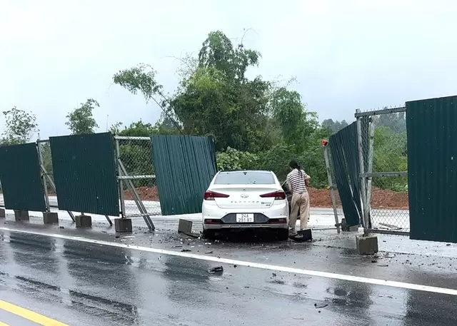 Va Chạm Liên Hoàn Trên Cao Tốc Nội Bài, Lào Cai